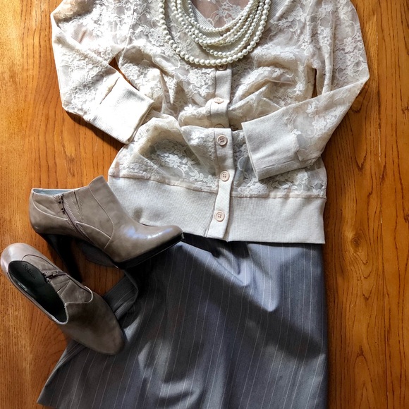 NWT Women’s pencil skirt AGB Grey with pink - Picture 4 of 8